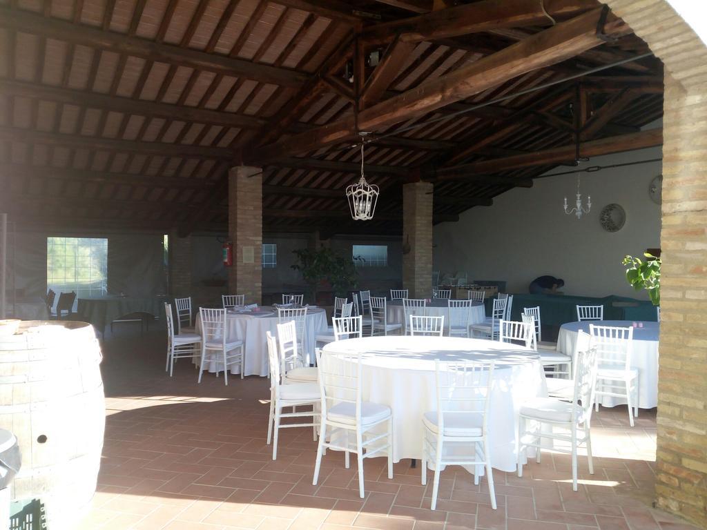 Podere Schioppello Casale Con Appartamenti Privati Cibottola Экстерьер фото