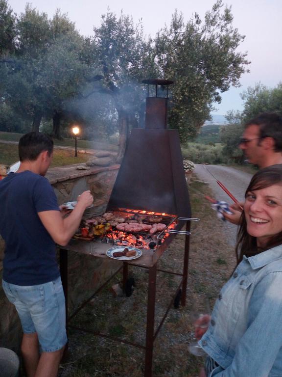 Podere Schioppello Casale Con Appartamenti Privati Cibottola Экстерьер фото